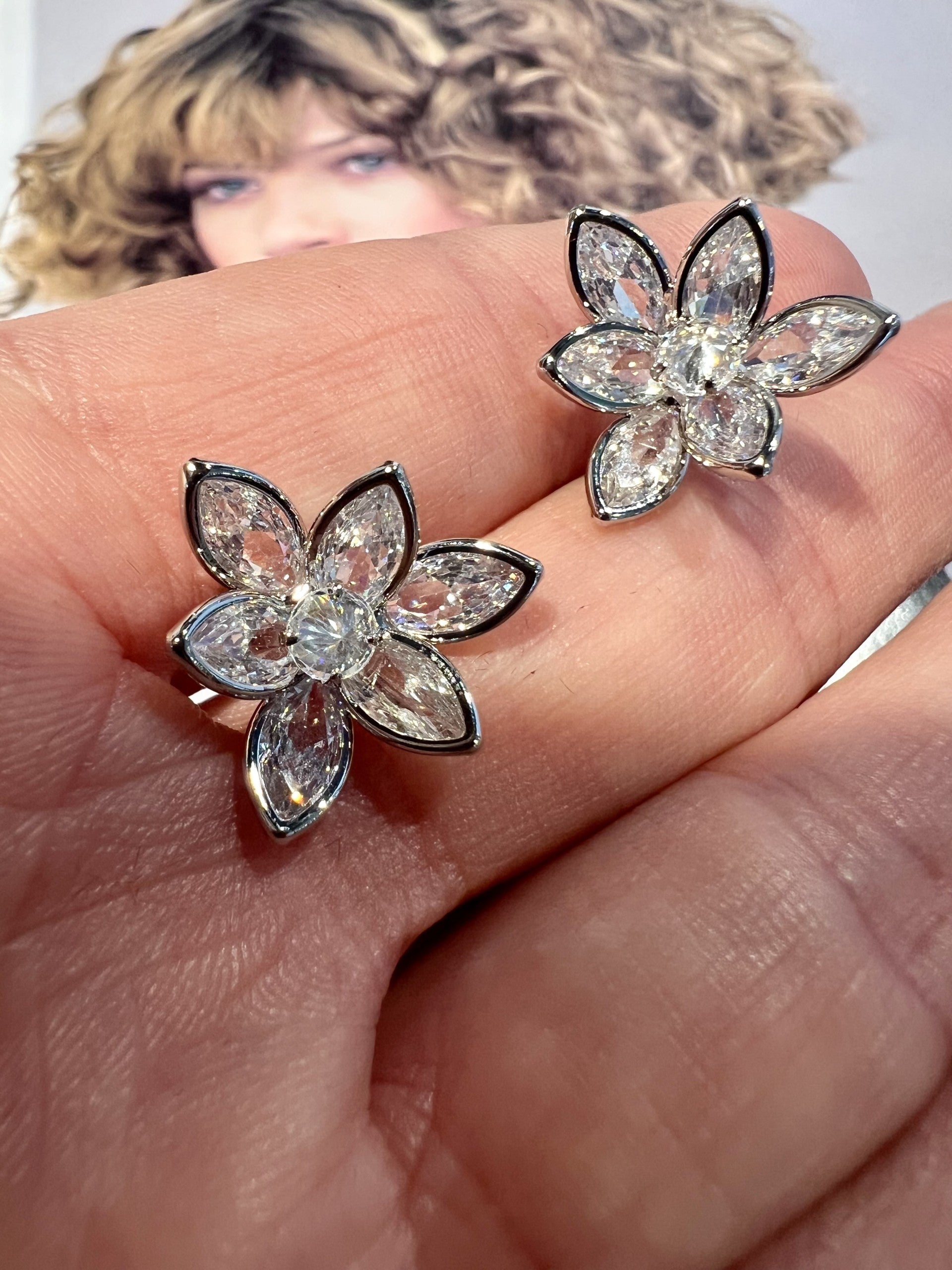 PENDIENTES FLEUR BAÑO PLATA